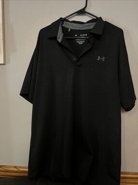 Under Armour Men’s Black Athletic Polo Shirt